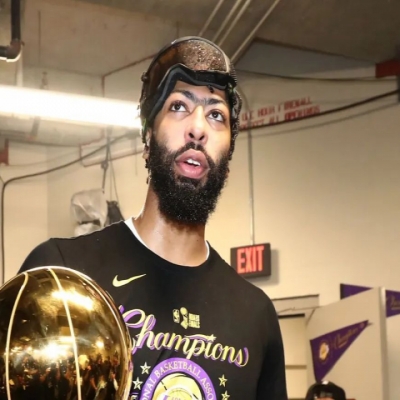 36 Points, 15 Rebounds, 4 Assists, 3 Blocks: Has Anthony Davis' Year Finally Arrived?