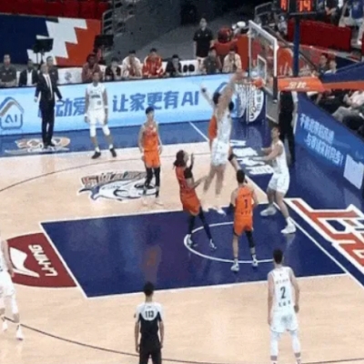 Ready for the NBA: 17 Points and 11 Rebounds Against Wang Zhelin – The Future of Chinese Basketball Dominates in the Paint
