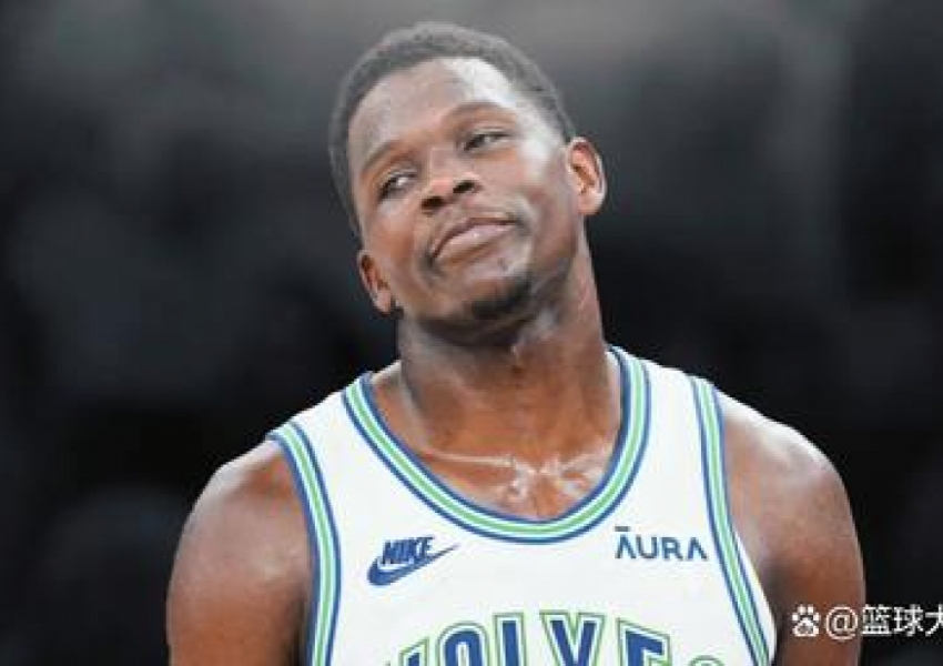 Is It Falling Apart? Edwards Publicly Complains, What’s Really Going Wrong with the Timberwolves?-0