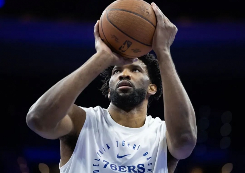 Locker Room Tensions Erupt! Maxey Challenges Embiid Amidst $100 Million Disappointment-2