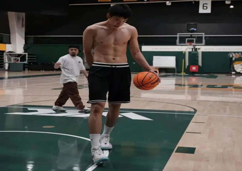 Official Debut! 11 Minutes, 5 Points: Another Chinese Forward with NBA Potential-0