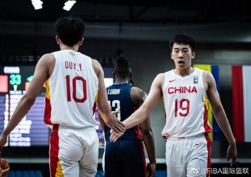 Official Debut! 11 Minutes, 5 Points: Another Chinese Forward with NBA Potential-1