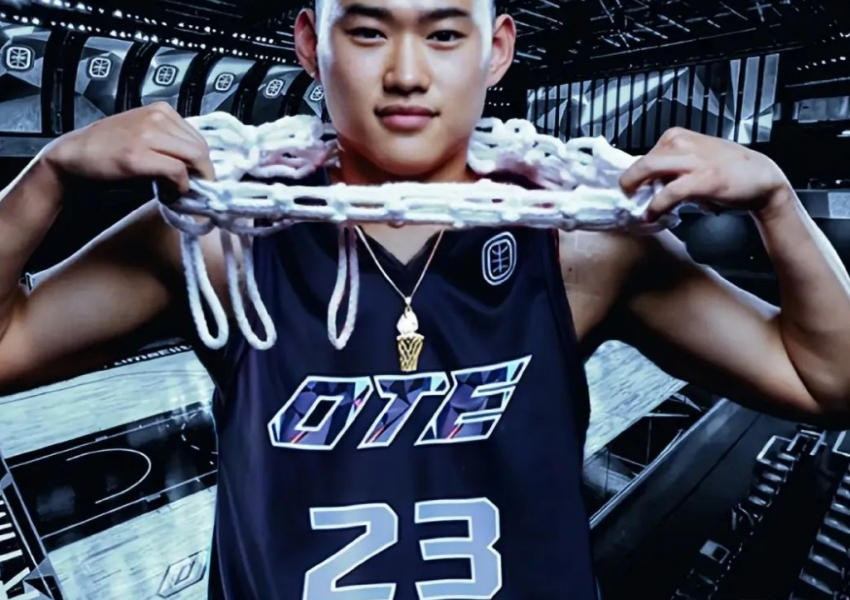 On Fire! 20 Points on 16 Shots in the U.S. League! The Next Superstar Guard for China Basketball...-0
