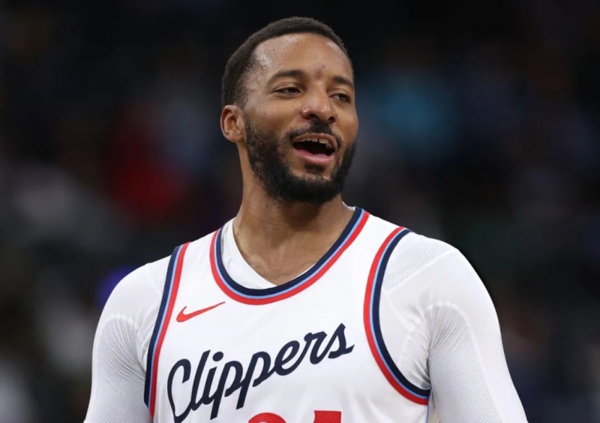 Seven Straight 20+ Point Games! Can 31-Year-Old Powell Win Most Improved Player?-1