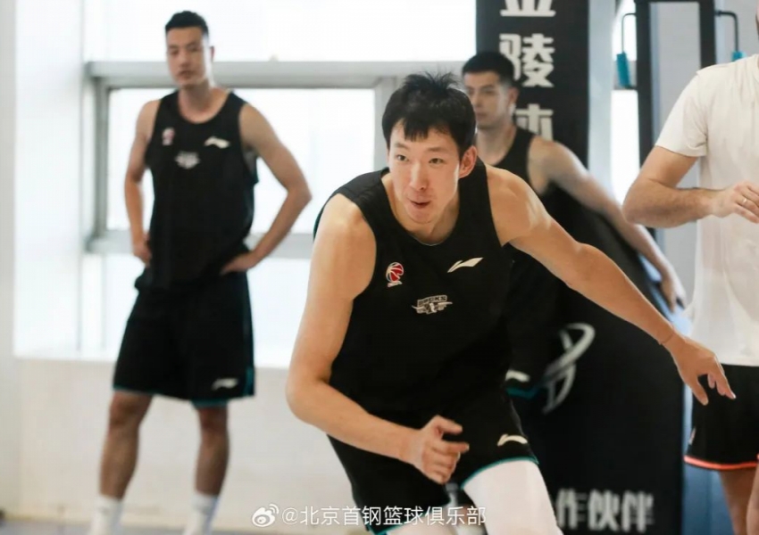 Shanghai Triumphs Over Liaoning: Wang Zhelin Returns with 13 Points in Comeback-2