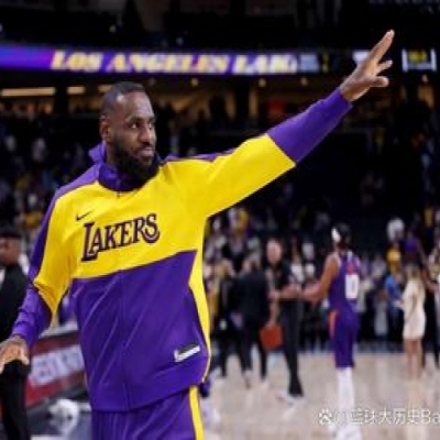 A Career-Worst Stretch? What’s Happening to LeBron James?
