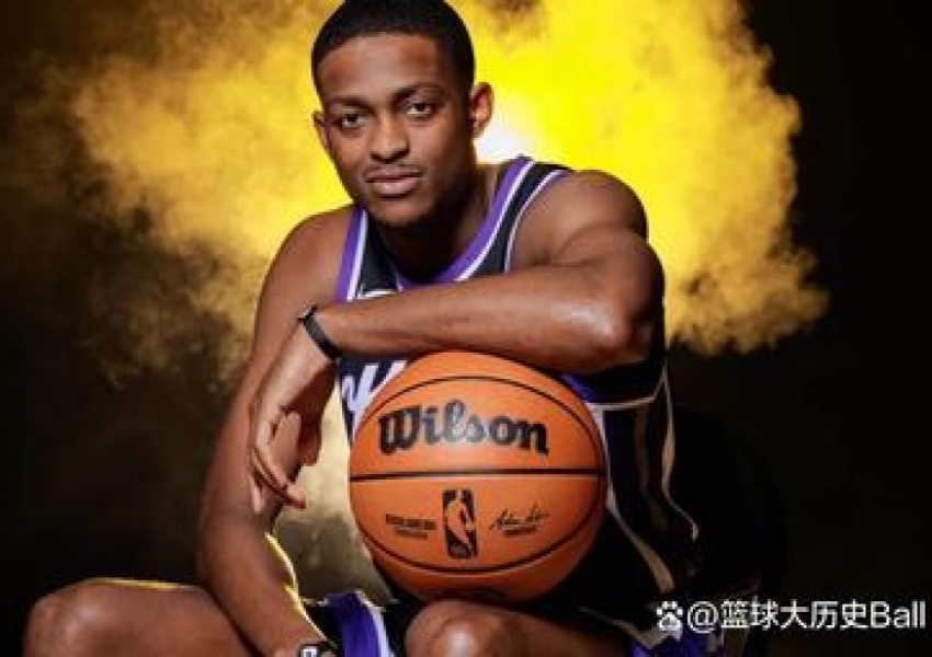Declining $165M Over Three Years: Is 26-Year-Old De'Aaron Fox Worth $345M Over Five?-2