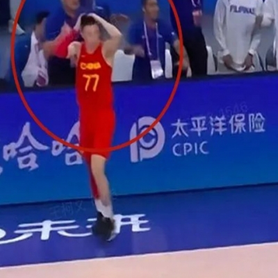 DNP! Zhang Zhenlin Benched by Liaoning—Controversial Arm-Holding Gesture Sparks Outrage