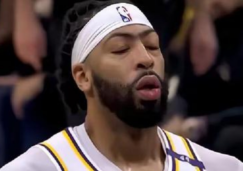 Gone Again! Lakers Miss Out on a New Center, Leaving Anthony Davis in Limbo-0