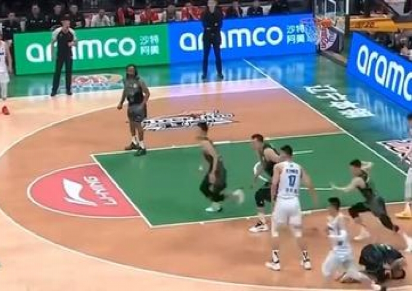 Not Again! Zhang Zhenlin Sidelined by Injury, Temporarily Withdraws from CBA Action-2