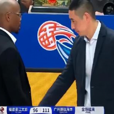 Out for Now: Guo Ailun Temporarily Sidelined as Guangzhou Prepares for a Big Signing