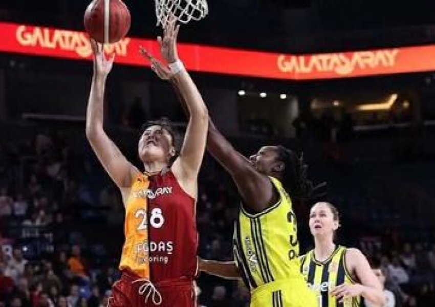 Blockbuster Trade Shakes the WNBA: Li Yueru Bids Farewell and Embarks on Her Next Journey-2