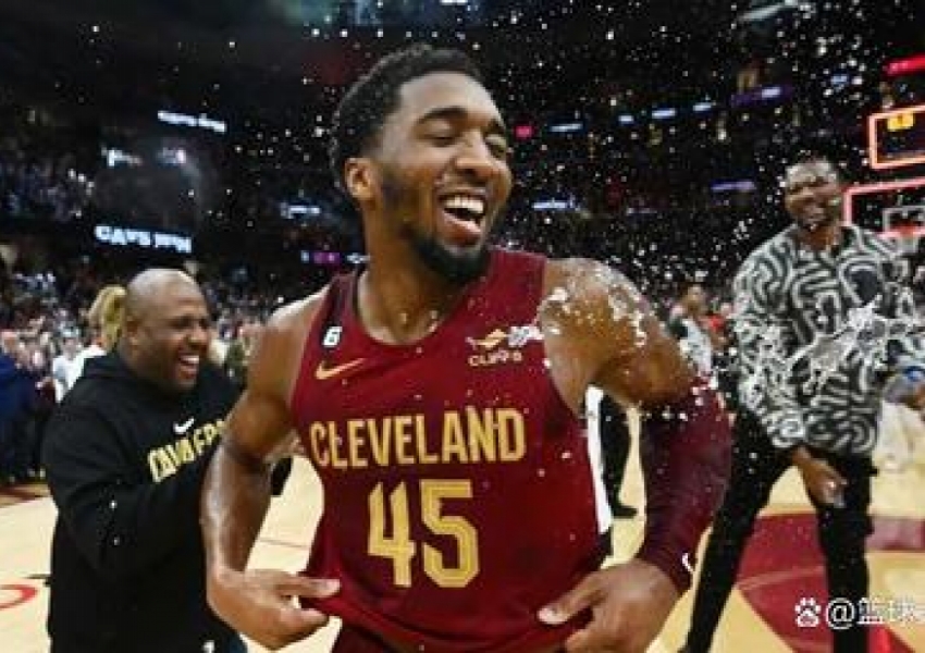 Mitchell’s Downfall: What Happened to the Once Explosive Star?-1