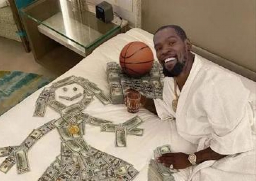 He's Back! The NBA Superstar Collector Strikes Again—Devin Booker Can't Resist...-2