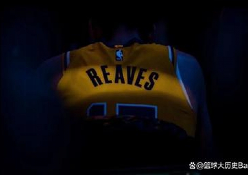 The Ultimate Third Option: How Good Is Austin Reaves This Season?-0