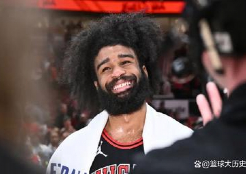 37+36+35! What Level Is Coby White Playing at Right Now?-0