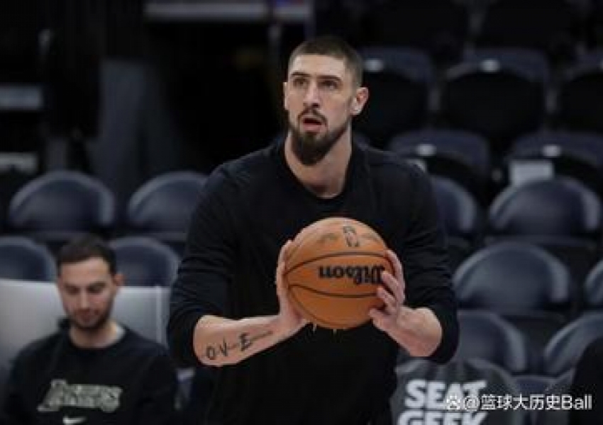 DNP Streak Continues! Just How Bad Has Alex Len Been for the Lakers?-0