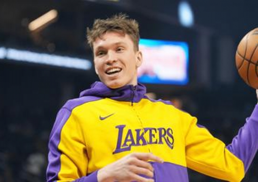 First to Go? Lakers’ Trade Plans Signal the End of the Road for Dalton Knecht-0