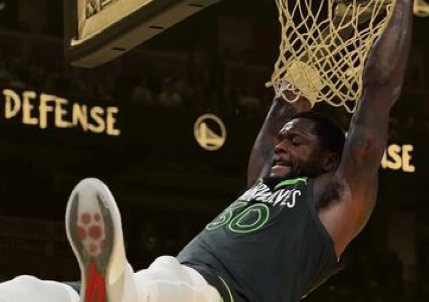 Transformed and Unstoppable: Just How Dominant Is Julius Randle in This Year’s Playoffs?-0