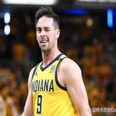 FMVP Fifth?! How 33-Year-Old T.J. McConnell Became a Finals Force in the Shadows